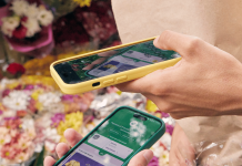 Pierwsza taka transakcja w Polsce. PKO Bank Polski przeprowadził płatność zbliżeniową BLIK na iPhonie