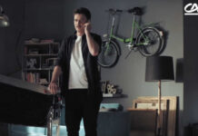 Dawid Podsiadło zachęca do oglądania reklam Credit Agricole w Internecie